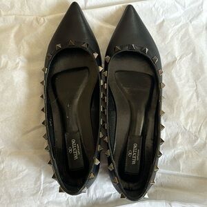Valentino rockstud flats. Black with pewter black studs Size 38